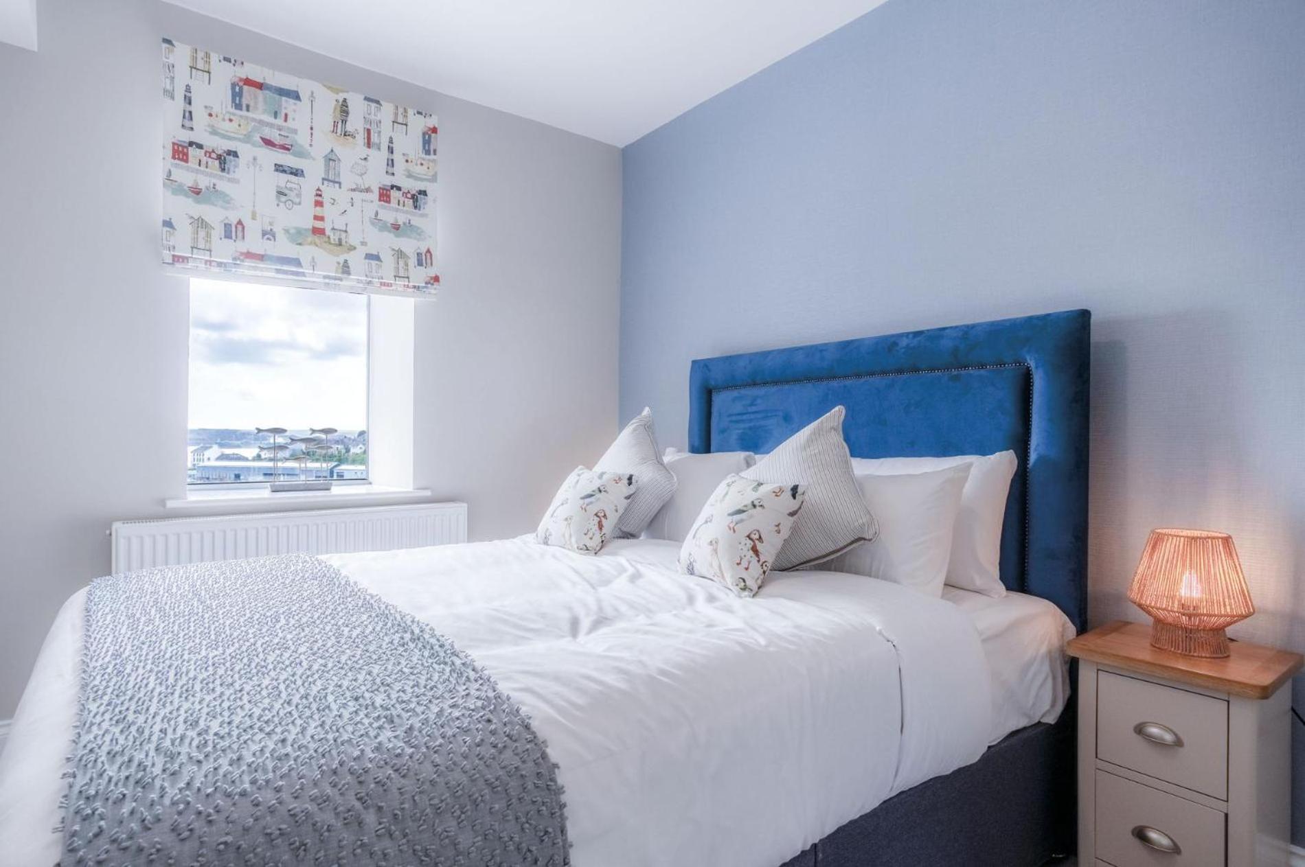 Harbour View - 2 Bedroom Apartment - Милфорд-Хейвен Экстерьер фото